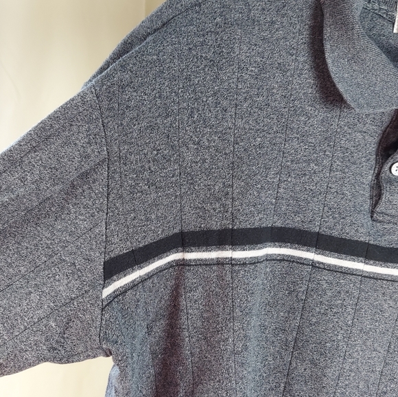 Men's Large Button Up Sweater - Picture 3 of 11